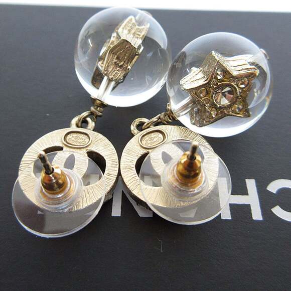 CHANEL Gold Logo Earrings - Picture 4 of 5